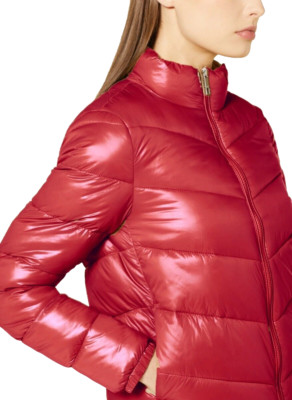 HUGO BOSS Padded Water Repellent Quilted Short Jacket in Red - Size 4 / 26