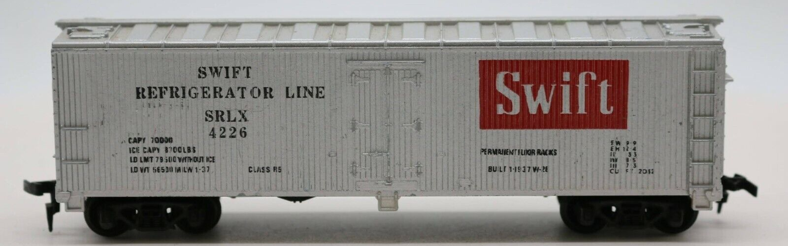 TYCO  Swift Refrigerator Line Car SRLX 4226  - HO Scale 1:87 Gauge