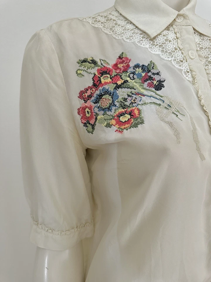 LOVE MOSCHINO Blusa Top de Seda Pura Camisa Manga Abullonada Bordado Floral IT40-S-8 Foto 4 de 4