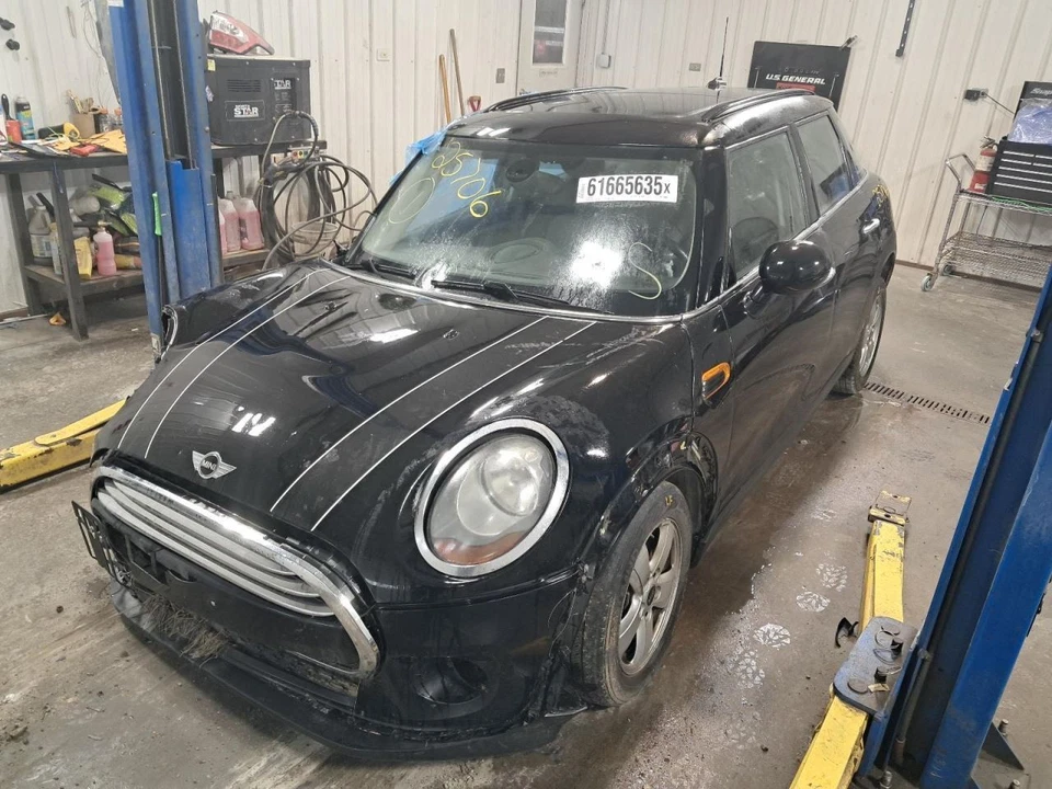 Mini Cooper 2017 parasol de pasajeros usado 4 puertas techo rígido negro 268-12076R Foto 4 de 4