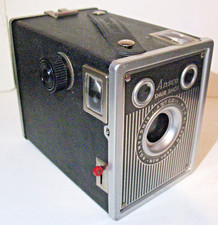 Vintage 1932-40 Ansco Shur Shot Box Camera w Art Deco Front Plate Design Ex Cond