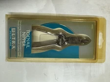 Toenail nipper extra long handles for maximum cutting By Ultra 3405U