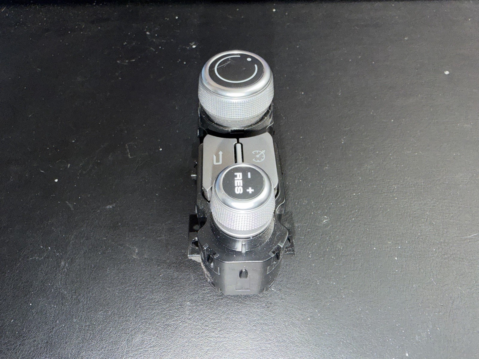 Ferrari OEM F8, 812, Lusso, Portofino, TFT Speedometer Screen Switch P/N 331194