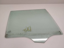 Mercedes-Benz GLK (X204) 2010 Rechts Fenster Scheibe Tür hinten GJA9242 Mercedes-Benz GLK (X204) 2010 Rechts Fenster Scheibe Tür hinten GJA9242