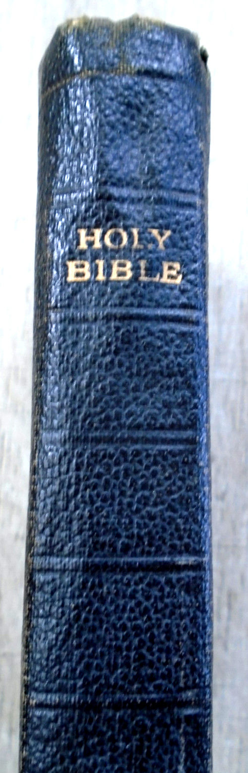 The Holy Bible: Cambridge University Press KJV: Black Leather Pocket/Vintage