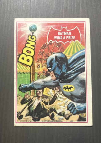 1966 OPC Batman Red Bat #21A Batman Wins a Prize — Raw
