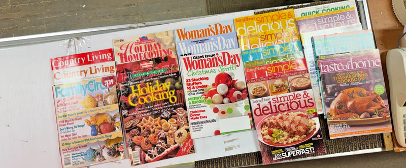 Lot of 19 cooking magazines