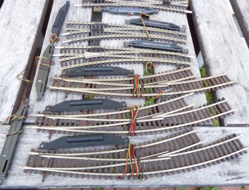 Kuehn TT Konvolut 7 x Weichen elektrisch und 3 x Antriebe gut erhalten gebraucht - Bild 4 von 4