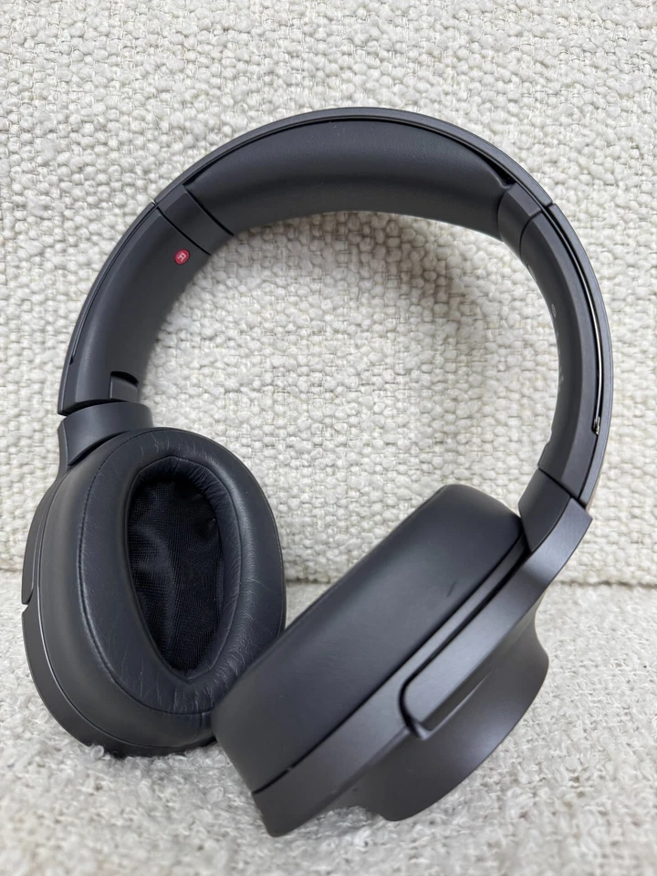Auriculares inalámbricos Sony WH-H900N Bluetooth con cancelación de ruido sobre la oreja Foto 2 de 4