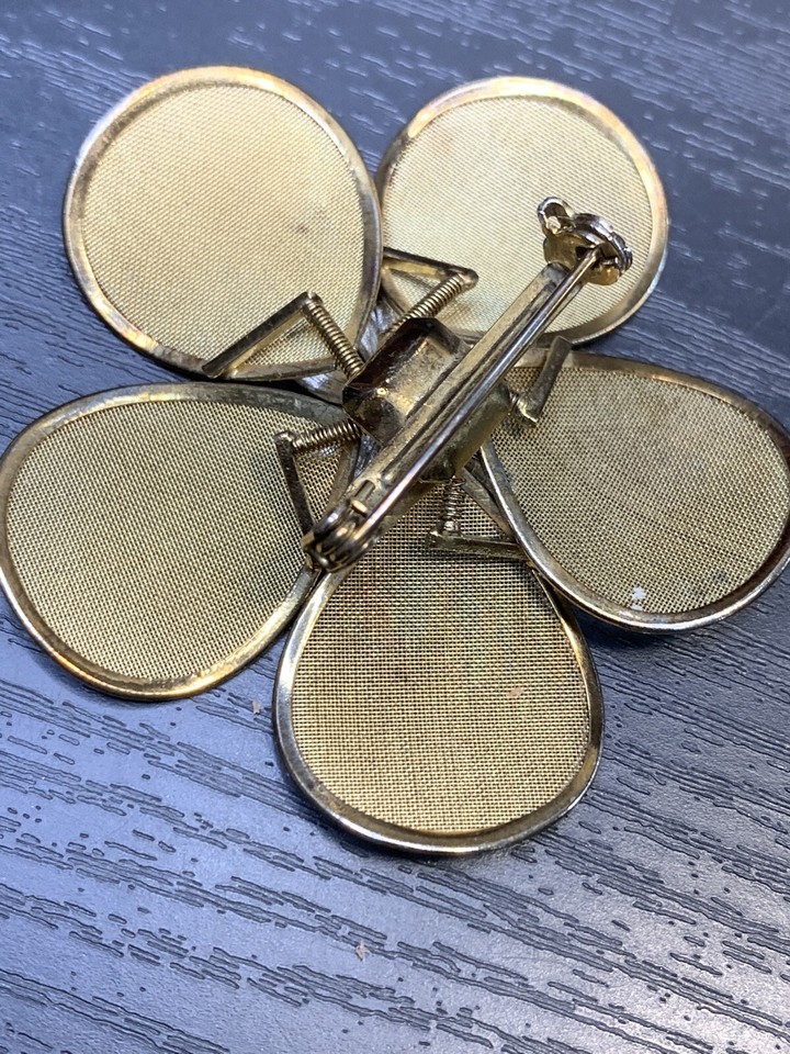 Vintage Pin Brooch Gold Tone Flower 2” Fun Articulated wiggle spring
