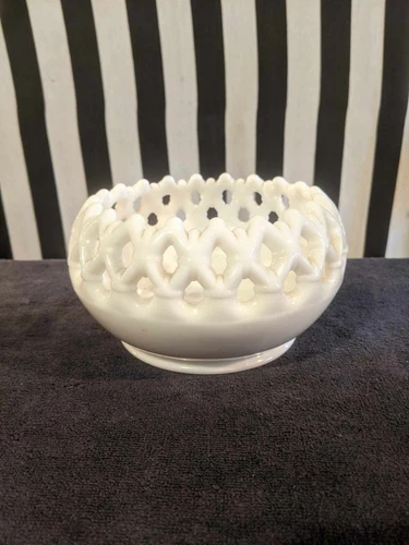 Vintage MCM Westmoreland Glass Milk Glass Lace Edge Bowl