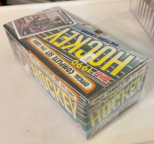 1990 Topps Hockey Complete Set **NEW/FACTORY SEALED** - Picture 3 of 4