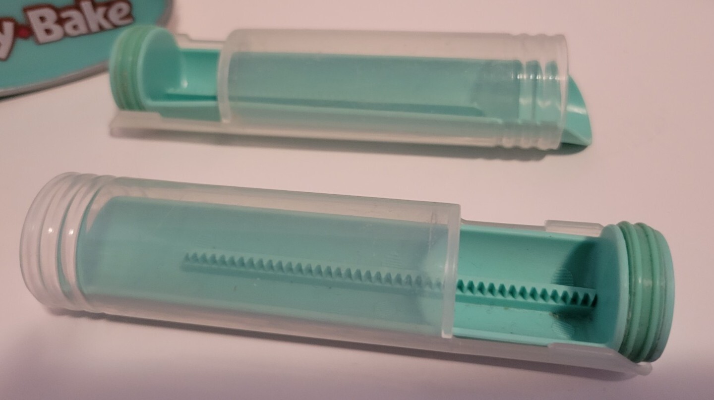 Easy Bake Oven Cake Ultimate Decorating Frosting Pen Kit eBay