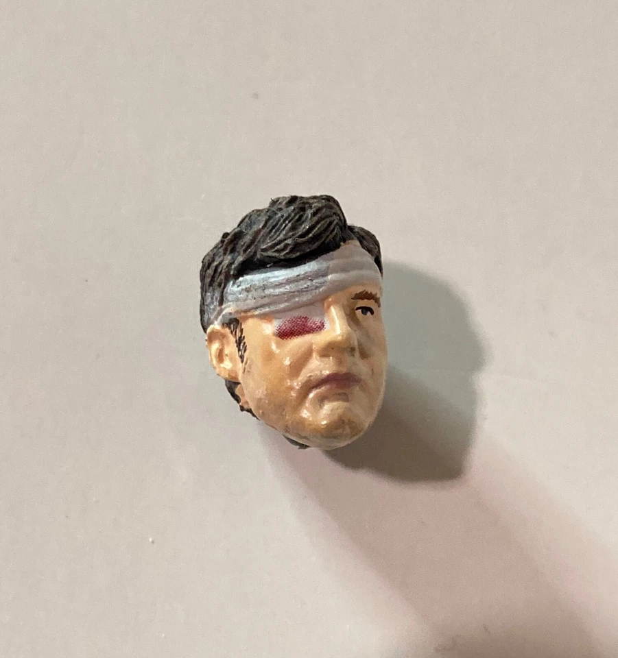 McFarlane The Walking Dead The Governor cabeza vendada repuesto  Foto 3 de 4