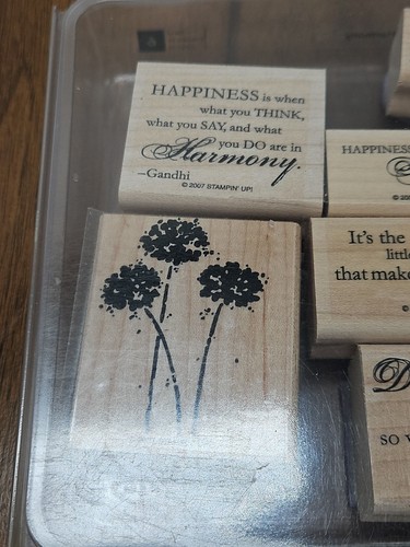 Stampin Up! 2007 Estampillas de goma de madera - Frases y palabras - Juego de seis Happy Harmony - Imagen 2 de 23