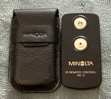MINOLTA RC-3 IR REMOTE CONTROL WITH CASE