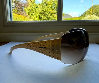 Vintage Prada SPR 29L Cream Gold Studded Shield Sunglasses Y2K + Case - Image 1 of 4