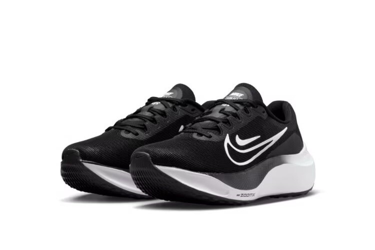 Nike Zoom Fly 5 Black & White Women’s Size US 7.5 Running Shoes Rare New✅