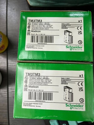 1PC NEW Schneider TM3TM3 TEMPERATURE INPUT MODULE TM3TM3 In Box