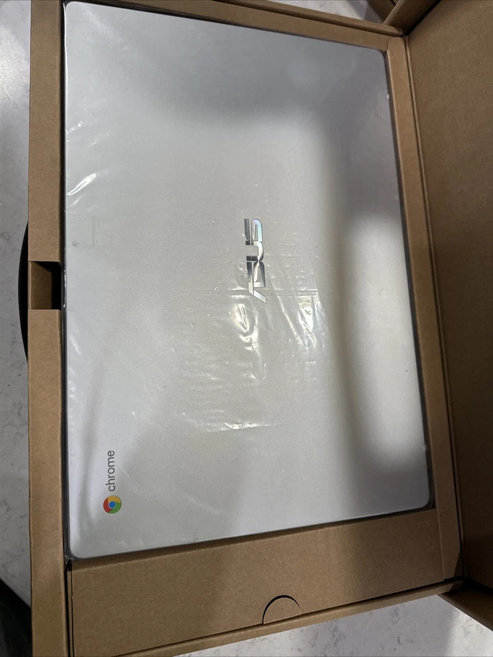 ASUS Chromebook C523 Laptop, 15.6" HD NanoEdge-Display with 180 Silver  - Image 3 of 4