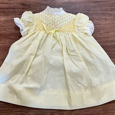 Vintage Polly Flinders Hand Smocked Yellow Dress 24 Months Easter Style 9945
