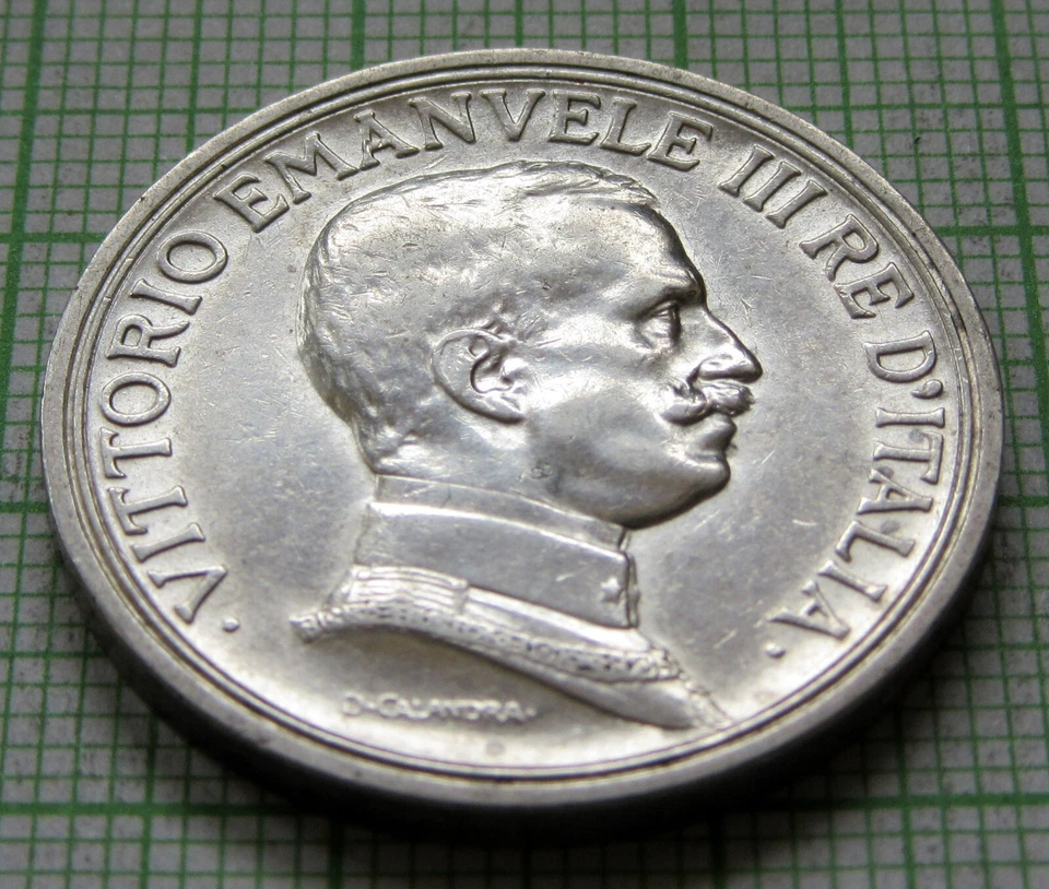 ITALY VITTORIO EMANUELE III 1914 R 2 LIRE, QUADRIGA SILVER High GRADE PATINA - Image 4 of 4