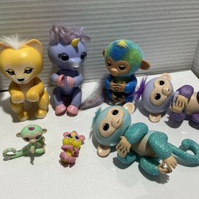 Lot Fingerlings Monkeys, Unicorn, Pandas & More &ndash; WowWee Interactive