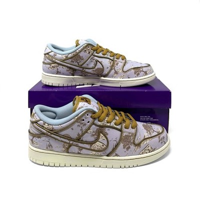 UK 9,5 - Nike SB Dunk Low - City of Style