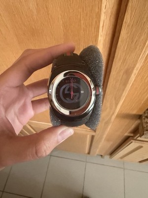 Gucci Sync Unisex Quartz Wristwatch Black Rubber Strap Date Indicator Box