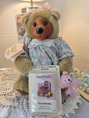 Vintage Original Robert Raikes Courtney Bear With Lullaby Cassette  1990- # 265