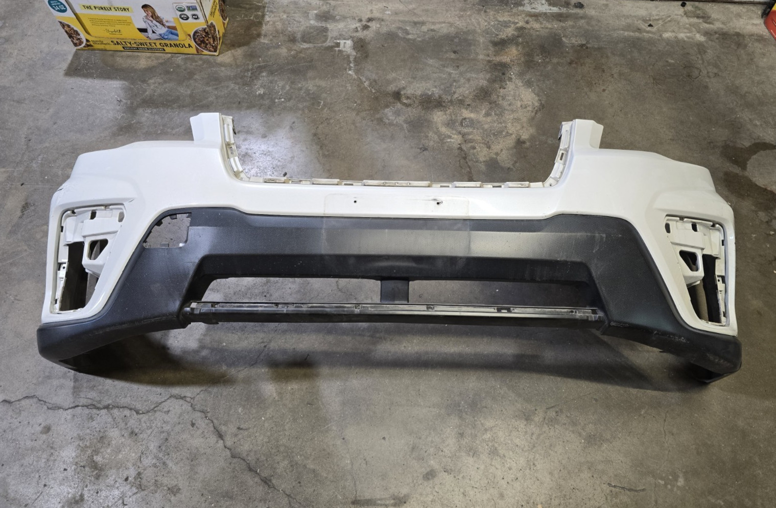2019-2021 SUBARU FORESTER FRONT BUMPER COVER WHITE LOCAL PICKUP ONLY