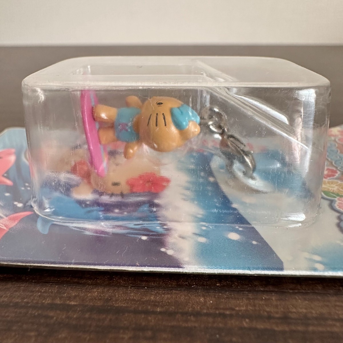 【激レア】キティ サーフィン ストラップ Hello Kitty Japan Exclusive Tanned Surfing Zipper Mascot Keychain
