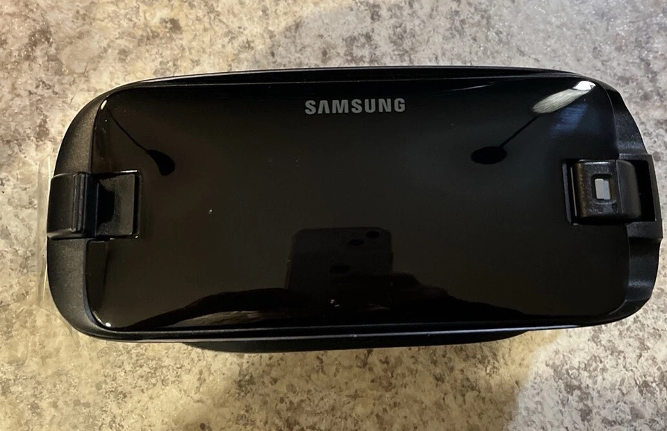 SAMSUNG Gear VR (2017 Edition) NO Controller SM-R324 Oculus Galaxy S8 S7 Note S6 - Image 2 of 4