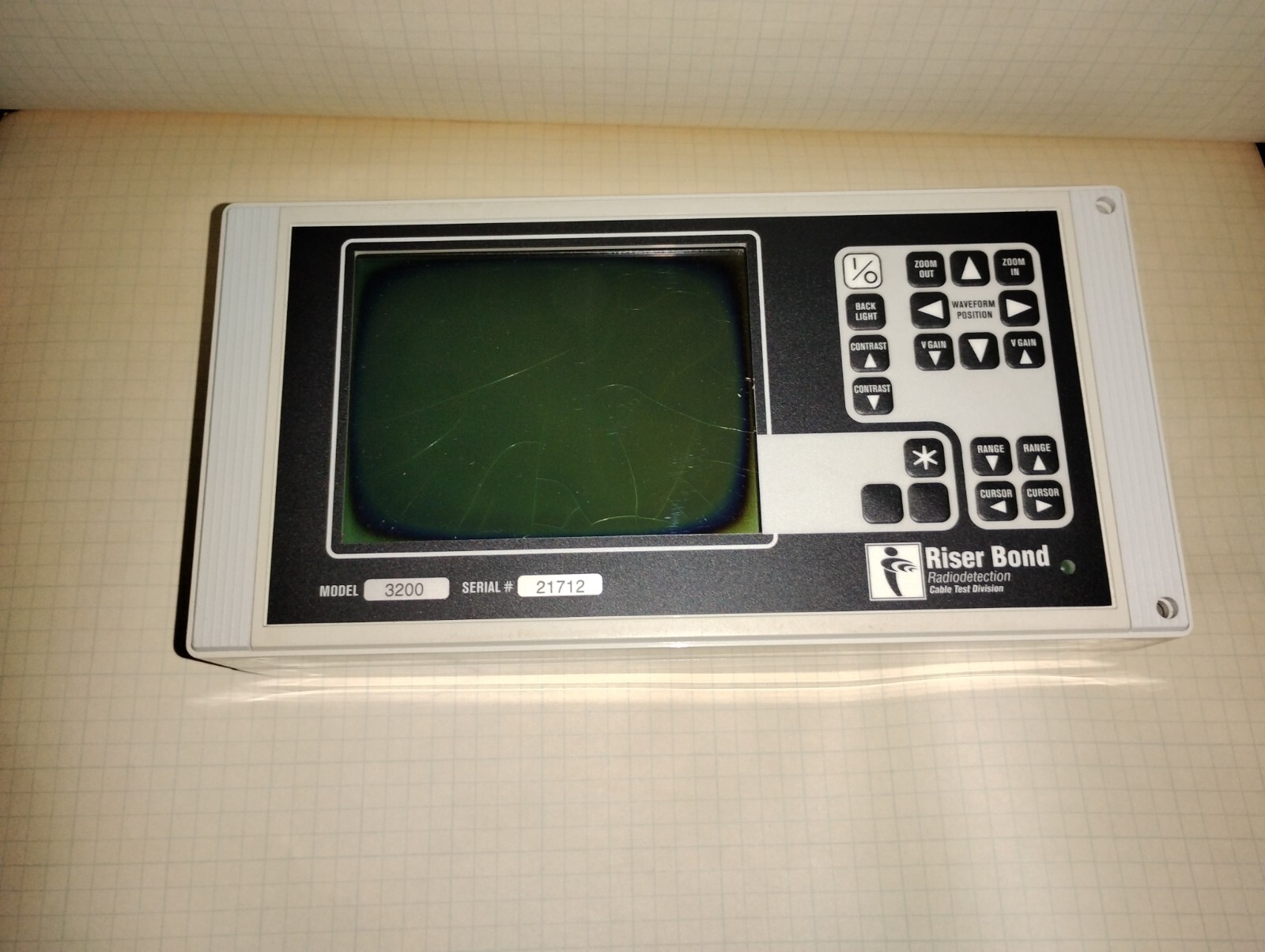 Riser Bond 3200 With Case