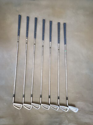 クラブ GOOD BOOKS PJ READ Ping Moxie Junior Youth Kid Golf Club W/ Bag One Broken