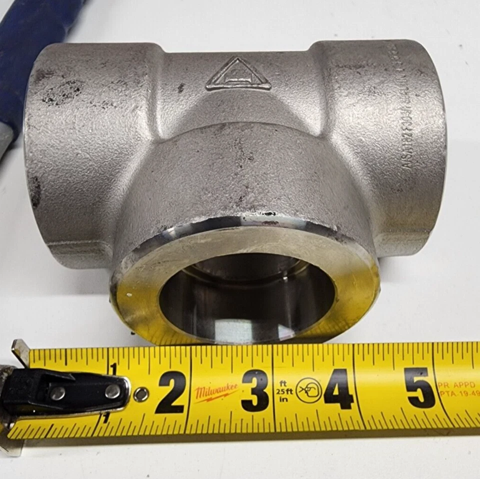 2" x 2" x 1-1/2" Reducing Tee 304 Stainless Steel Class 3000 Socket Weld Fitting - Image 2 of 3