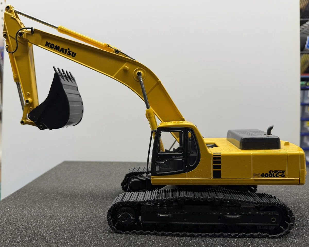 Komatsu 1:32 Scale Diecast Construction Excavators for sale | eBay