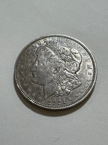 1921 Morgan Silver Dollar 'E Pluribus Unum' Coin