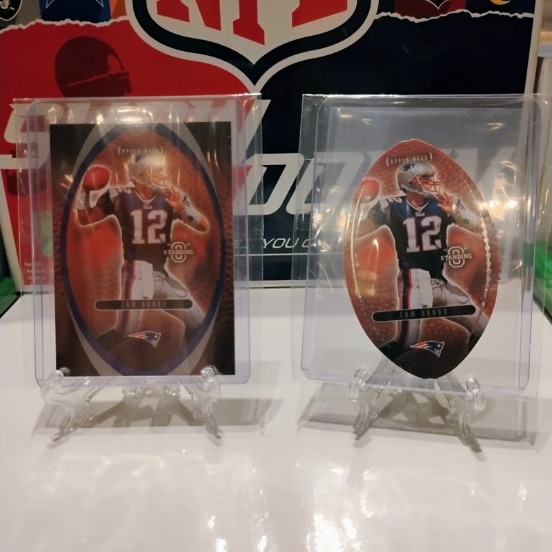 Upper Deck Tom Brady Patriots Standing O Rookie 2-Card Lot 2000 #8 NFL