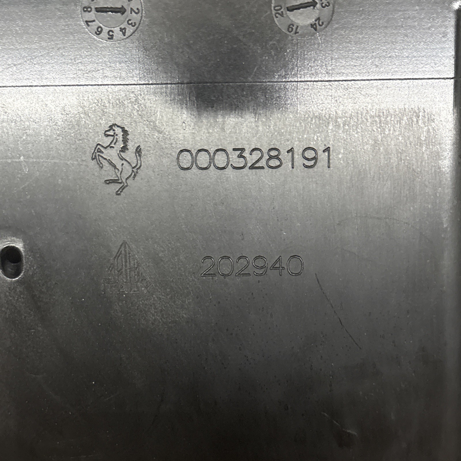 FERRARI PORTOFINO AIR DUCT GUIDE 2019 2020 2021 000328191 OEM #3033