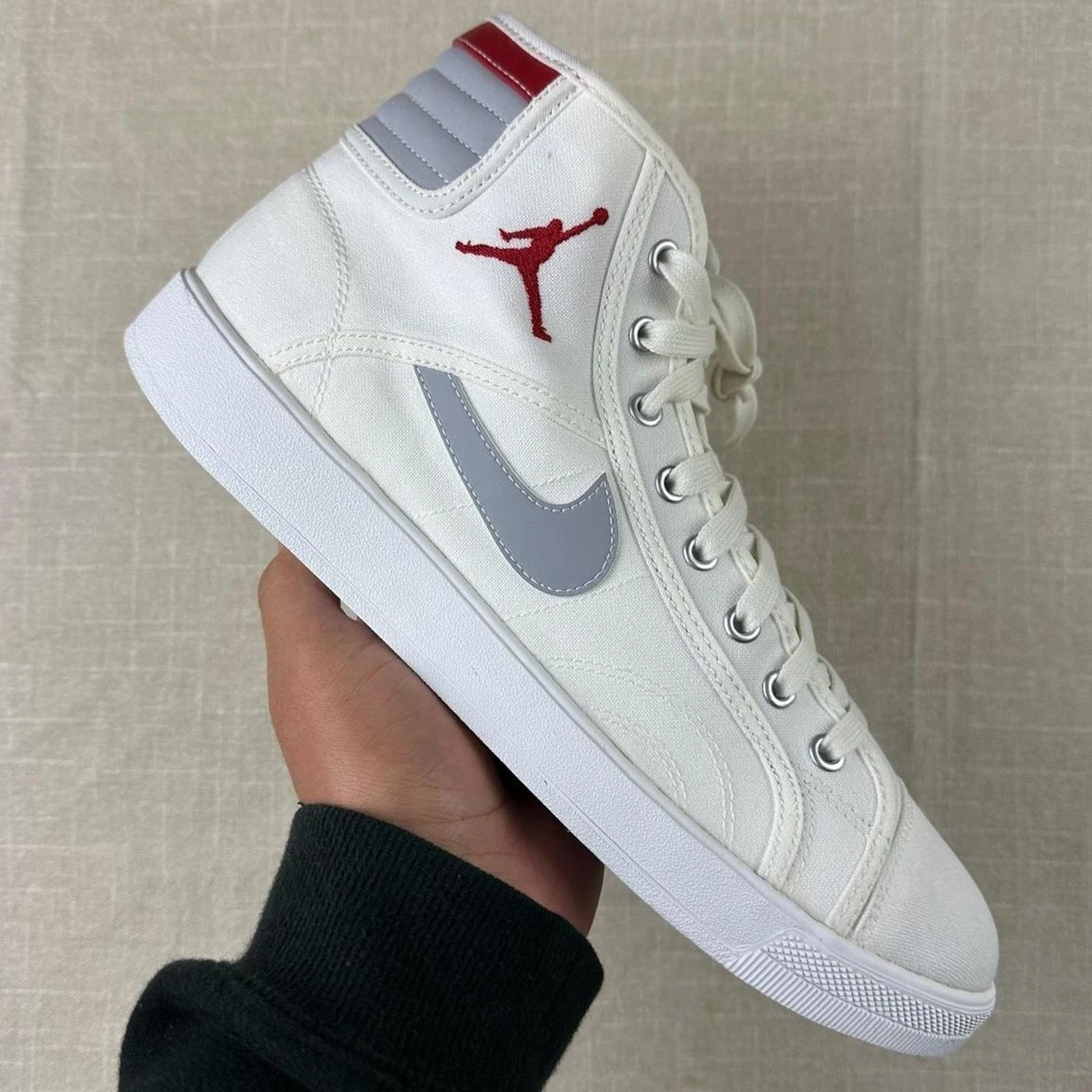 Jordan Skyhigh OG 2016 "Sail Gym Red"