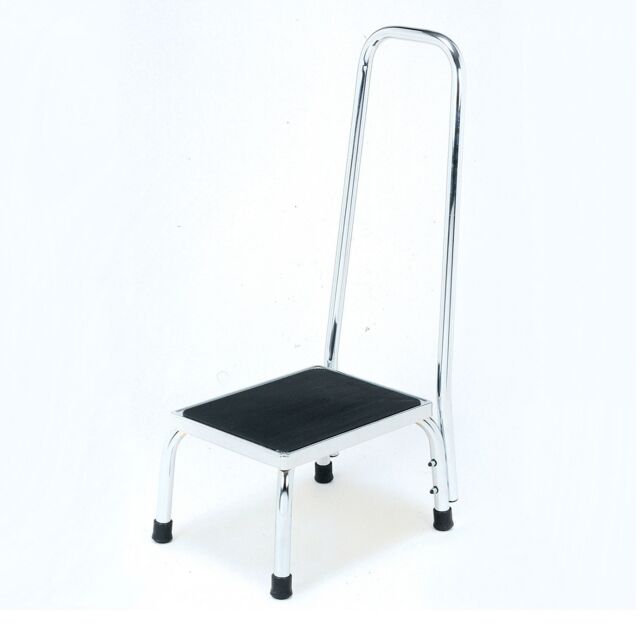 Step with handrail with non slip platform for houshold / bathroom use