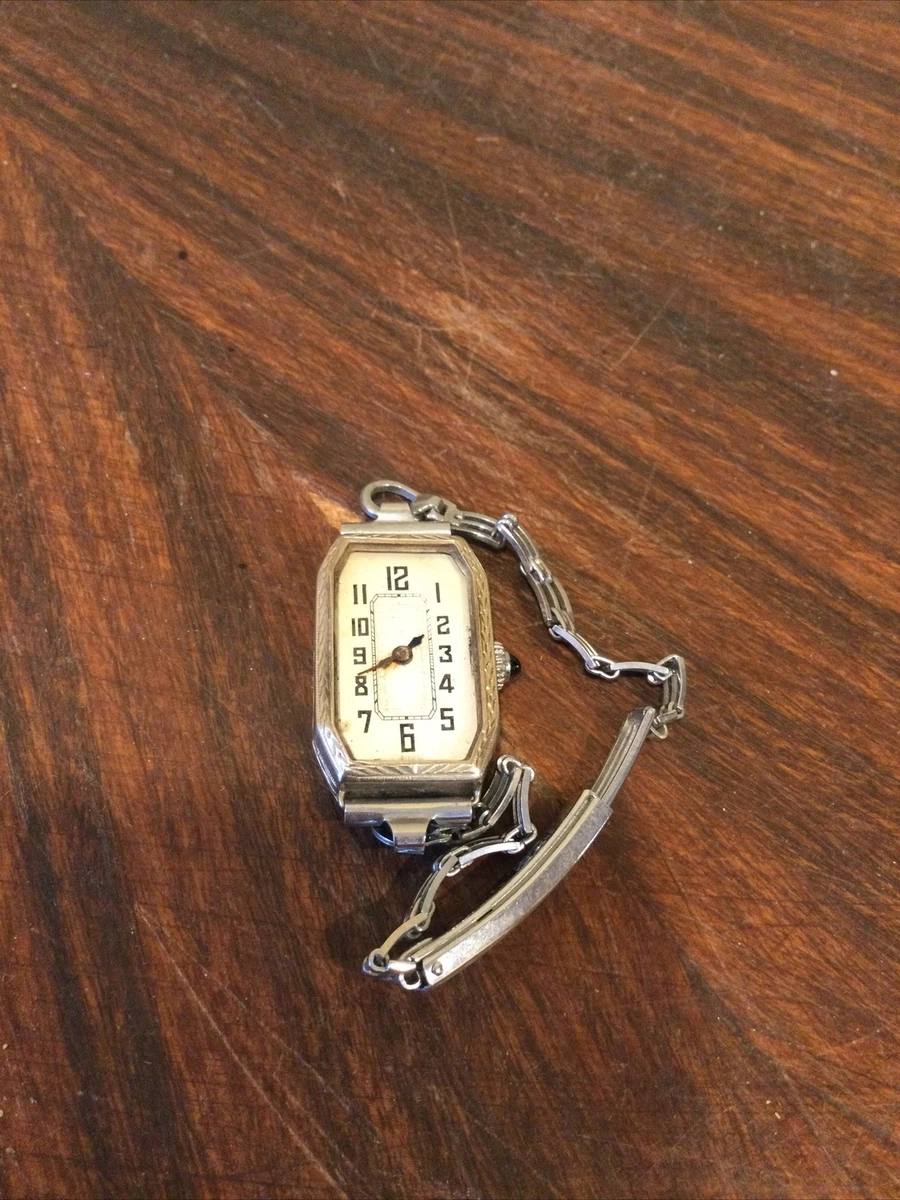 VINTAGE 14K SWISS WOMEN S AVALON WATCH CO. FIFTEEN 15 JEWELS