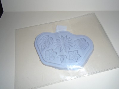 New Sealed Soft Floral Silicone Crafts Crafting Mold 3.9'' by 2.7'' Clay Fondant