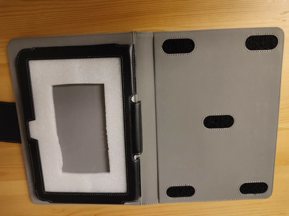 ILUV case for I pad multiple colour available different design and colour  - Image 3 of 4