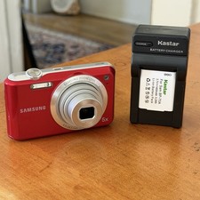 SAMSUNG SL50 Red Digital Camera - 10.2MP / 5x - Tested - Good Condition