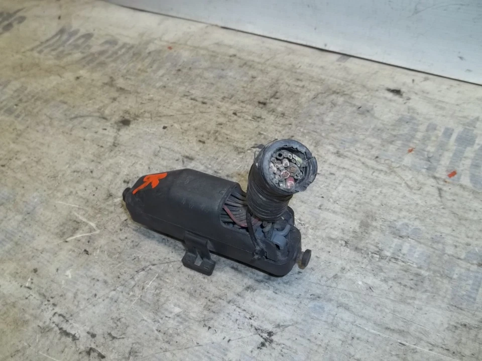 Conector de control de freno ABS antibloqueo Sevilla Eldorado 1997 25674834 16263309 Foto 3 de 4