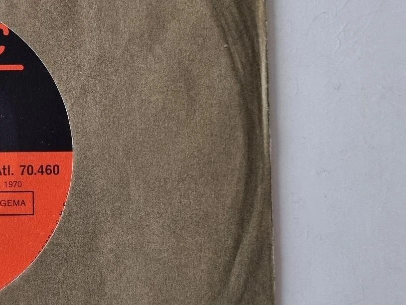 Led Zeppelin - Immigrant Song / Hey, Hey, What Can I Do 7'' Vinyl Germany - Image 3 of 4