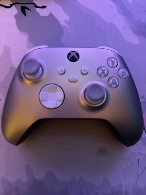 Lunar Shift Limited Xbox Controller 