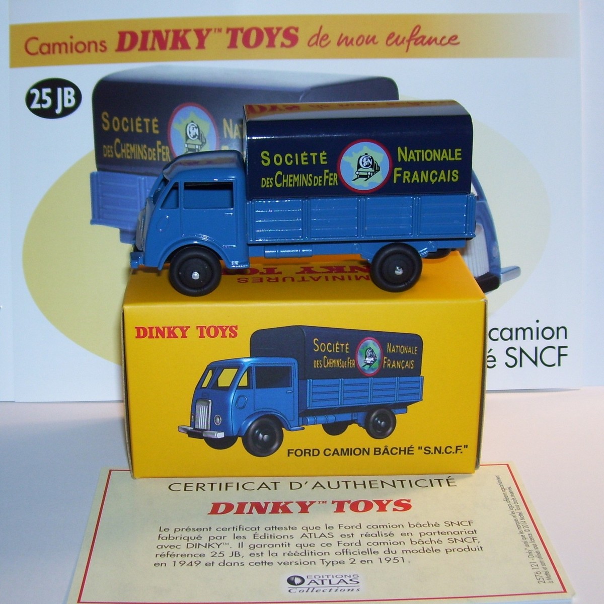 Dinky - Dinky Toys / Atlas - FORD VEDETTE 49 1949 bleu foncé réf. 24 Q